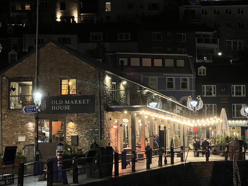 Harbour View Guest House Brixham | brixham photography Christmas by the Sea